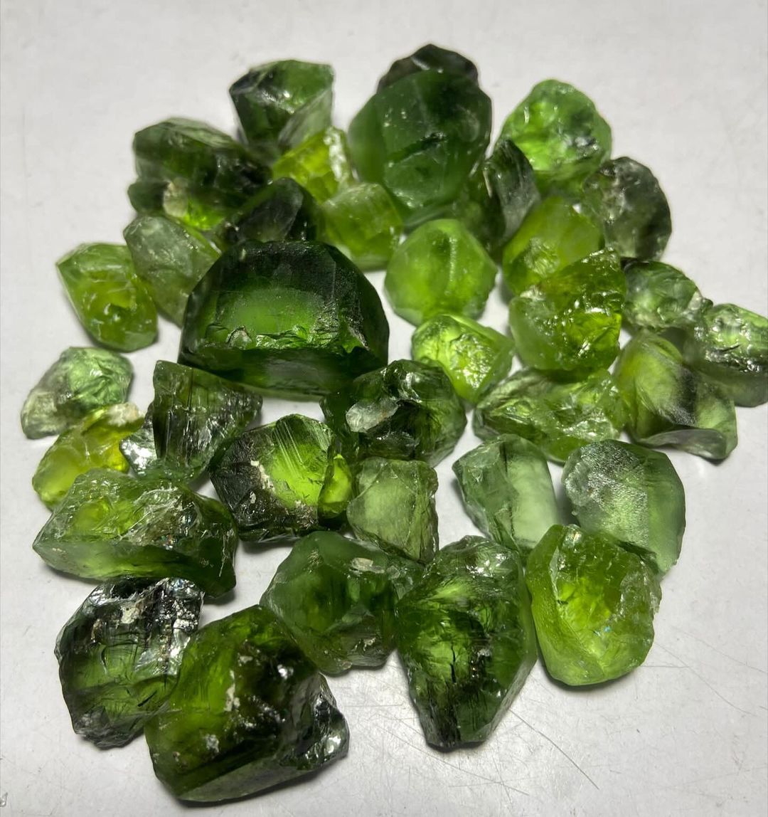 140 Grams 100% Natural Peridot for Faceting