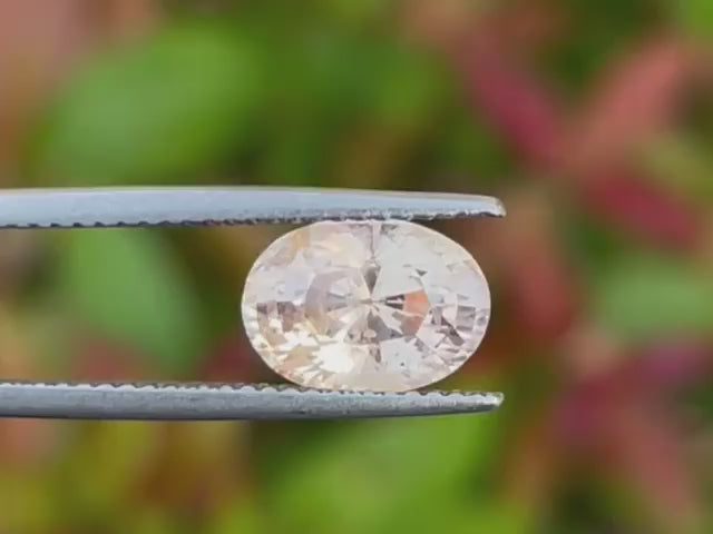 3.15 Carats 100% Natural Ceylon Sapphire in Peach Color