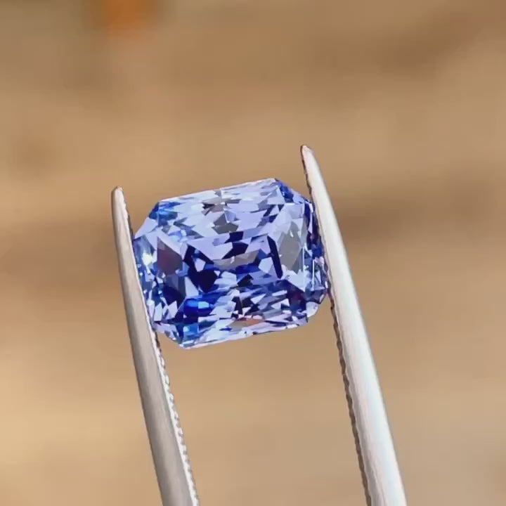 4.451 Carats Certified Unheated Natural Ceylon Sapphire